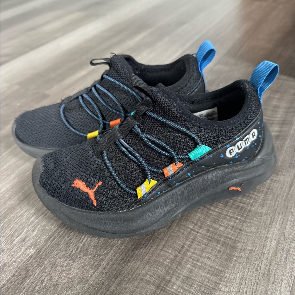 Puma Kids Black Sneakers with Colorful Accents Lightweight